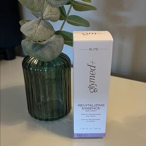 Revitalizing Essence with NAD+ from Glymed